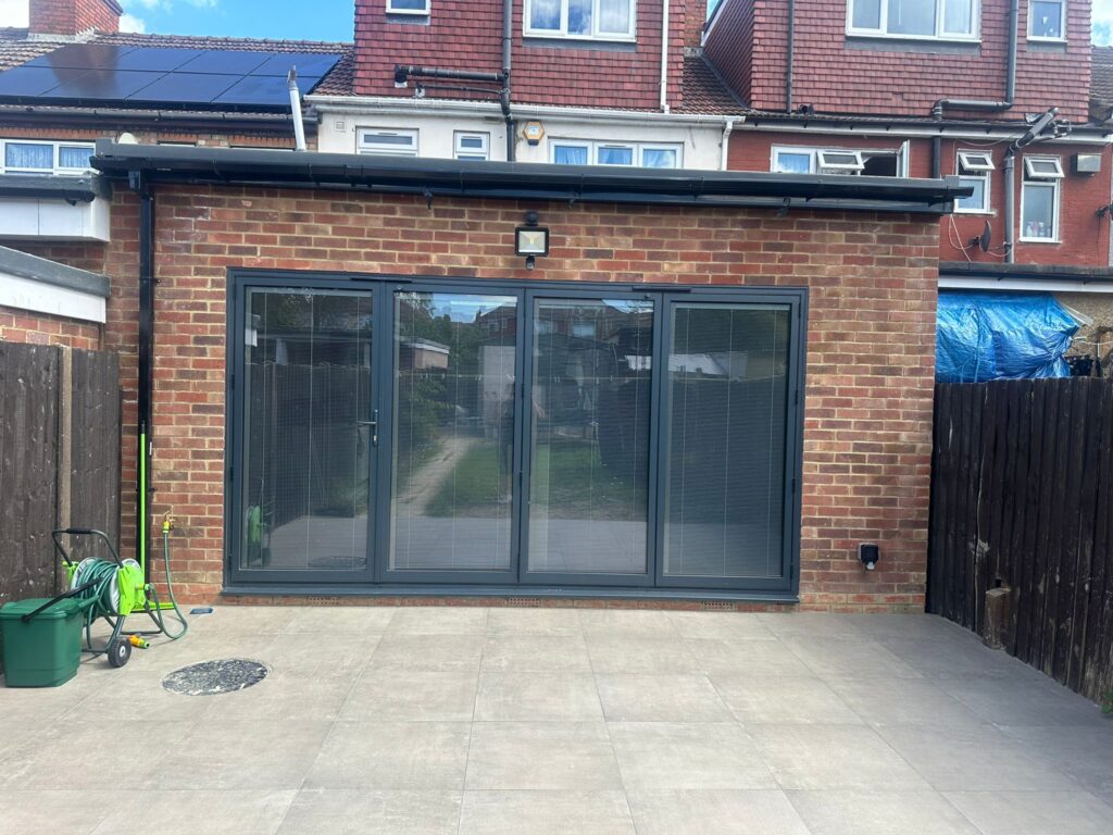 WhatsApp Image 2025-11-01 at 16.07.36